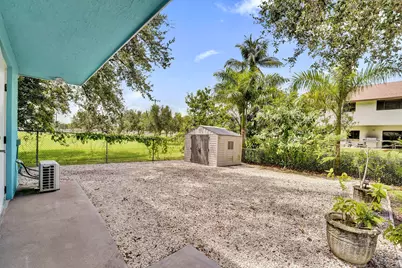 5081 SW 29th Way, Dania Beach, FL 33312 - Photo 43