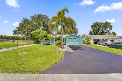 5081 SW 29th Way, Dania Beach, FL 33312 - Photo 11