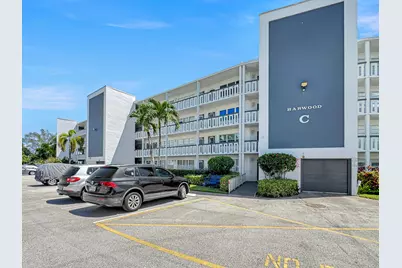 1013 Harwood C #1013, Deerfield Beach, FL 33442 - Photo 1
