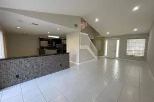 23395 Water Cir, Boca Raton, FL 33486 - Photo 5