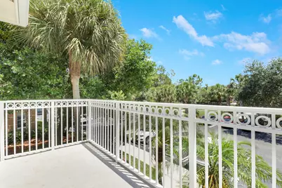 9211 Myrtlewood Circle W, Palm Beach Gardens, FL 33418 - Photo 3