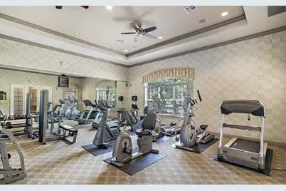 9211 Myrtlewood Circle W, Palm Beach Gardens, FL 33418 - Photo 23