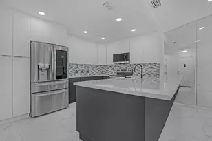 7690 Tahiti Ln, Lake Worth, FL 33467 - Photo 5