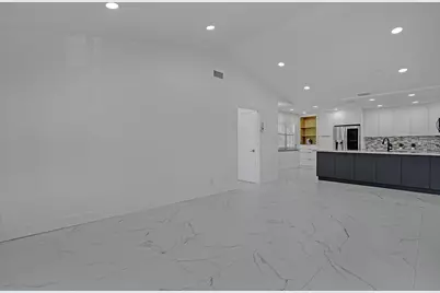 7690 Tahiti Lane #202, Lake Worth, FL 33467 - Photo 11