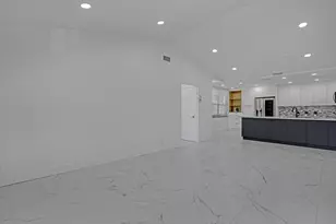 7690 Tahiti Ln, Lake Worth, FL 33467 - Photo 11