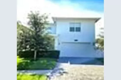 9066 SE Mars Street, Hobe Sound, FL 33455 - Photo 1