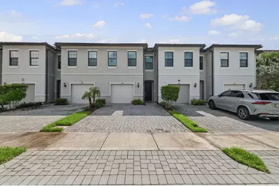 4488 Appleton Circle E, Oakland Park, FL 33309 - Photo 1
