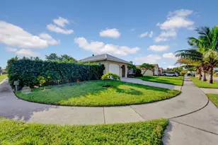 1100 SW 12th Ave, Boca Raton, FL 33486 - Photo 9