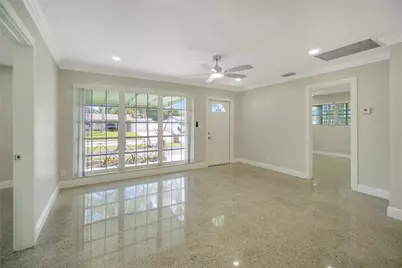 917 SE 15th Court, Deerfield Beach, FL 33441 - Photo 5