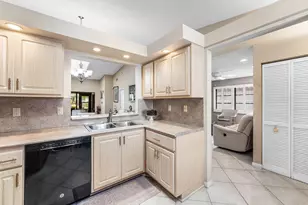 6375 Kings Gate Cir, Delray Beach, FL 33484 - Photo 7