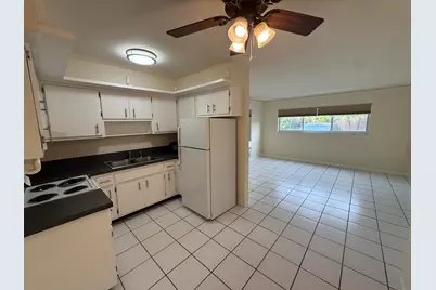 909 SE 14th Court #2, Fort Lauderdale, FL 33316 - Photo 11