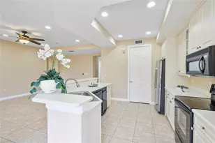 8140 NW 128th Ln, Parkland, FL 33076 - Photo 11