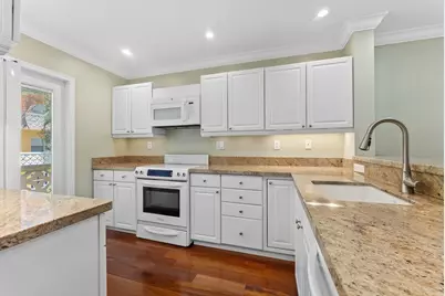 815 Middle River Drive #202, Fort Lauderdale, FL 33304 - Photo 3
