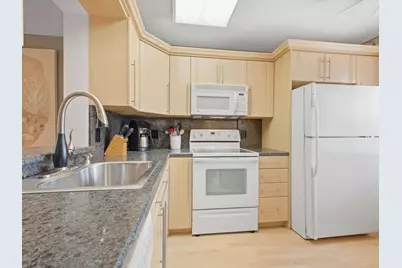 7145 Huntington Lane #205, Delray Beach, FL 33446 - Photo 3