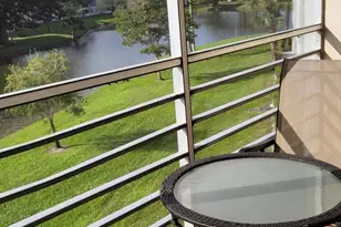 3027 Lincoln B, Boca Raton, FL 33434 - Photo 11