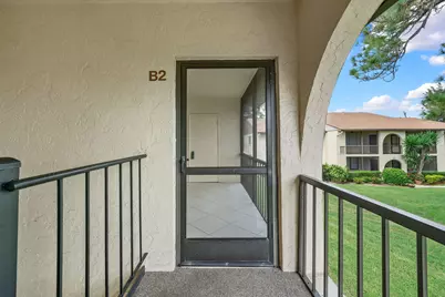324 Knotty Pine Circle #B-2, Greenacres, FL 33463 - Photo 5
