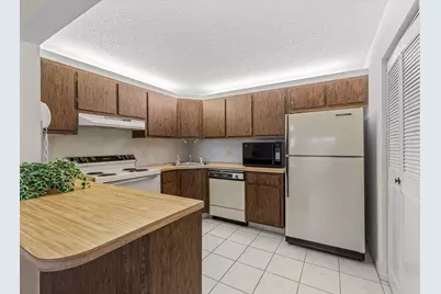 324 Knotty Pine Circle #B-2, Greenacres, FL 33463 - Photo 11