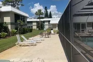 2302 Sunrise Blvd, Fort Pierce, FL 34982 - Photo 13