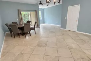 1571 SE Hampshire Way, Stuart, FL 34994 - Photo 5