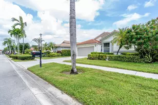 9847 Harbour Lake Cir, Boynton Beach, FL 33437 - Photo 3