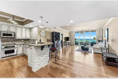 2650 Lake Shore Drive #401, Riviera Beach, FL 33404 - Photo 3