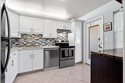 3151 S Palm Aire Drive #108, Pompano Beach, FL 33069 - Photo 11