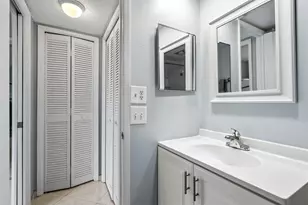 3151 S Palm Aire Dr, Pompano Beach, FL 33069 - Photo 21
