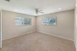 1321 NE 46th St, Oakland Park, FL 33334 - Photo 13