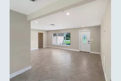 1321 NE 46th Street, Oakland Park, FL 33334 - Photo 5
