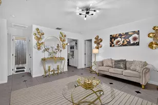 5433 NE 5th Ave, Oakland Park, FL 33334 - Photo 5