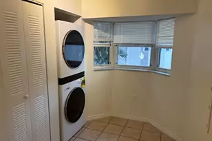 7785 NW 22nd Ct, Pembroke Pines, FL 33024 - Photo 11