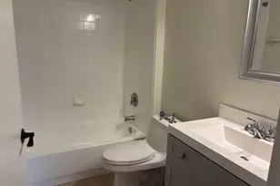 7785 NW 22nd Ct, Pembroke Pines, FL 33024 - Photo 7