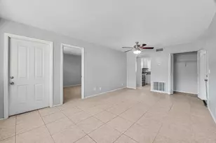 445 Lake Frances Dr, West Palm Beach, FL 33411 - Photo 5