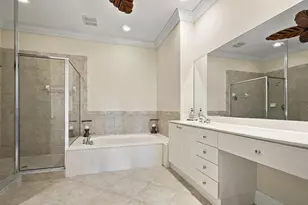 9010 Cascada Way, Naples, FL 34114 - Photo 37