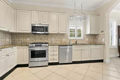 9010 Cascada Way, Naples, FL 34114 - Photo 31