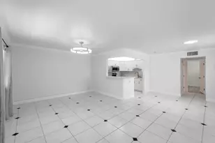 190 Saxony D Circle, Delray Beach, FL 33446 - Photo 3