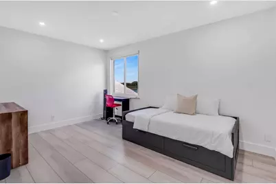 1551 NW 132nd Avenue, Pembroke Pines, FL 33028 - Photo 23