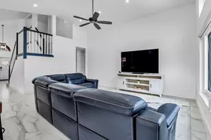 1551 NW 132nd Ave, Pembroke Pines, FL 33028 - Photo 15