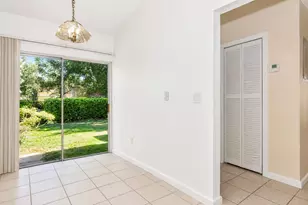 10880 NW 45th St, Coral Springs, FL 33065 - Photo 5