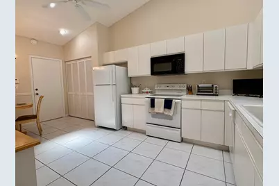 7702 Majestic Palm Drive, Boynton Beach, FL 33437 - Photo 5