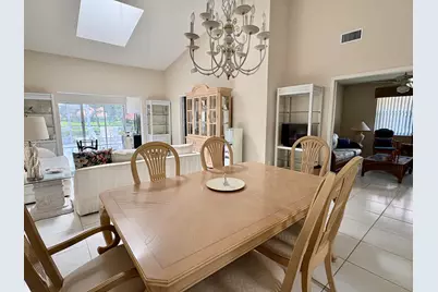 7702 Majestic Palm Drive, Boynton Beach, FL 33437 - Photo 11