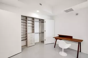 851 NE 1st Ave, Miami, FL 33132 - Photo 9