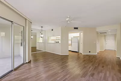 300 SW 130th Terrace #202B, Pembroke Pines, FL 33027 - Photo 5