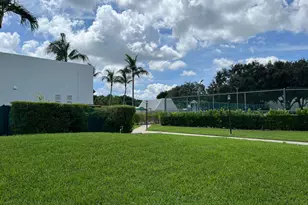 8951 SW 19th St, Boca Raton, FL 33433 - Photo 27