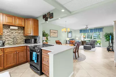 7797 Golf Cir Drive #303, Margate, FL 33063 - Photo 1