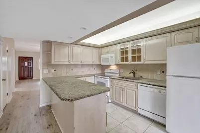 917 NE 16th Avenue #7, Fort Lauderdale, FL 33304 - Photo 3