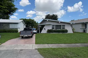37 SE 14th St, Dania Beach, FL 33004 - Photo 9