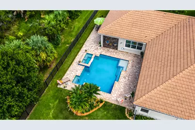7656 SE Ravissant Drive, Stuart, FL 34997 - Photo 7
