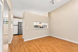 906 Congressional Way, Deerfield Beach, FL 33442 - Photo 5