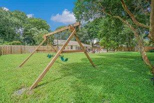 166 Old Country Rd S, Wellington, FL 33414 - Photo 41